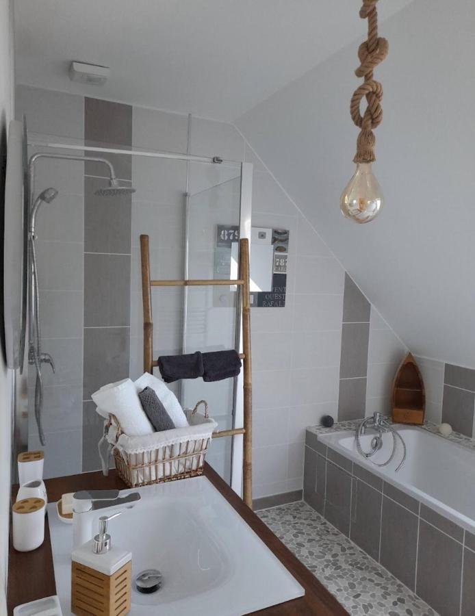 Celtine Bed & Breakfast Treffiagat Ngoại thất bức ảnh
